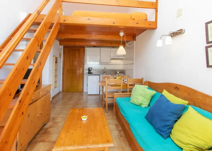 Edificio Tamarius By Interhome شقة